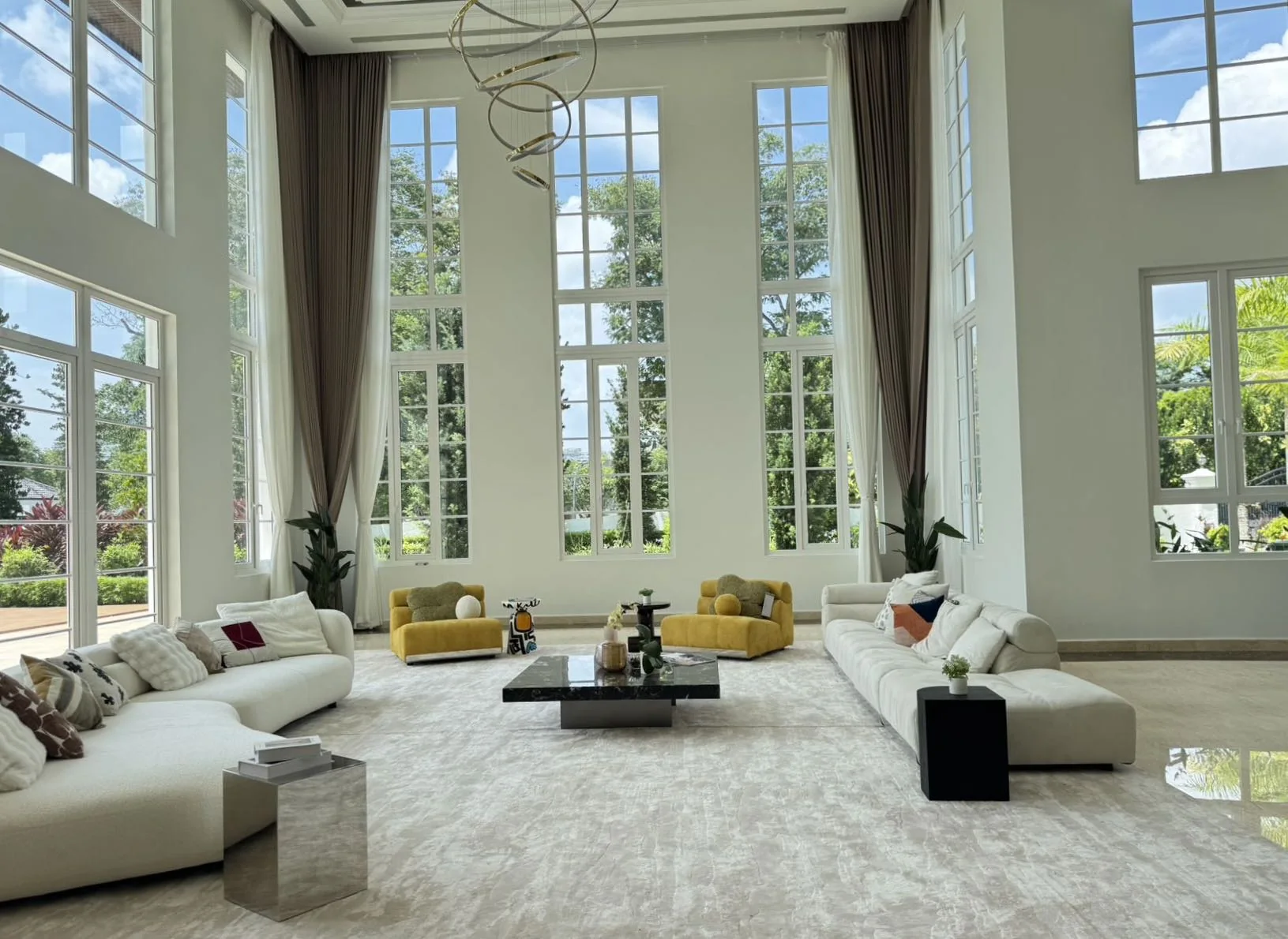 Tanglin GCB